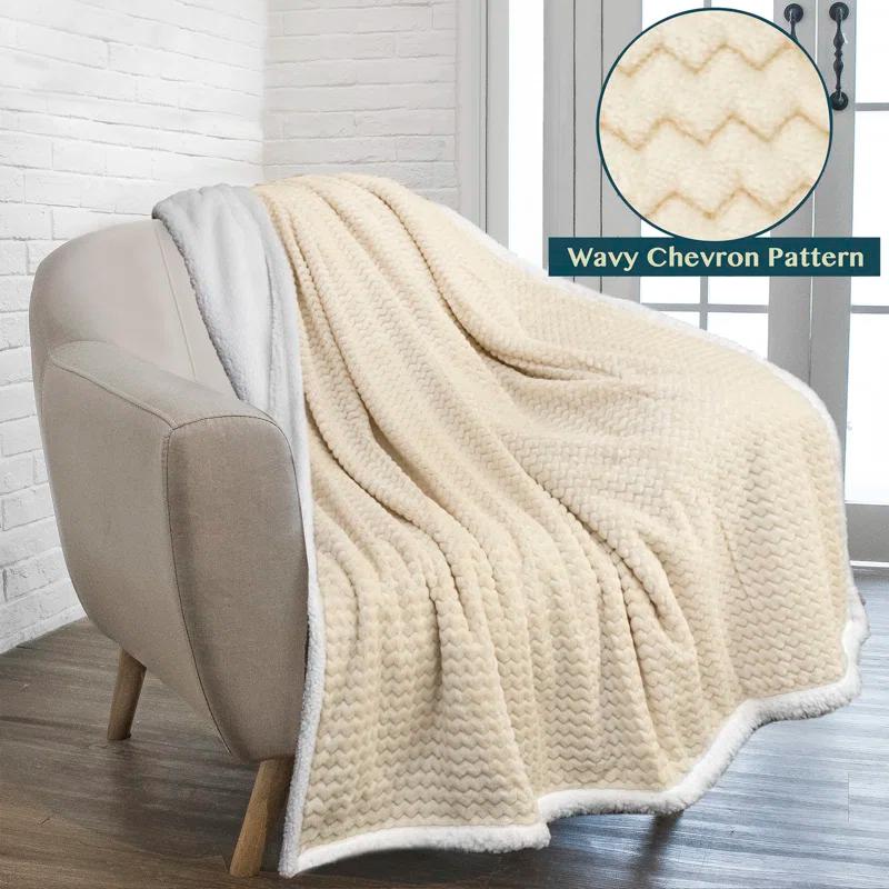 Pavilia Hand Woven Throw Blanket