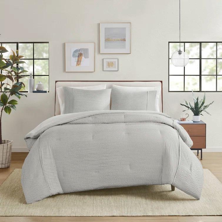 Beautyrest Apollo 3 Piece Striped Seersucker Oversized Comforter Set