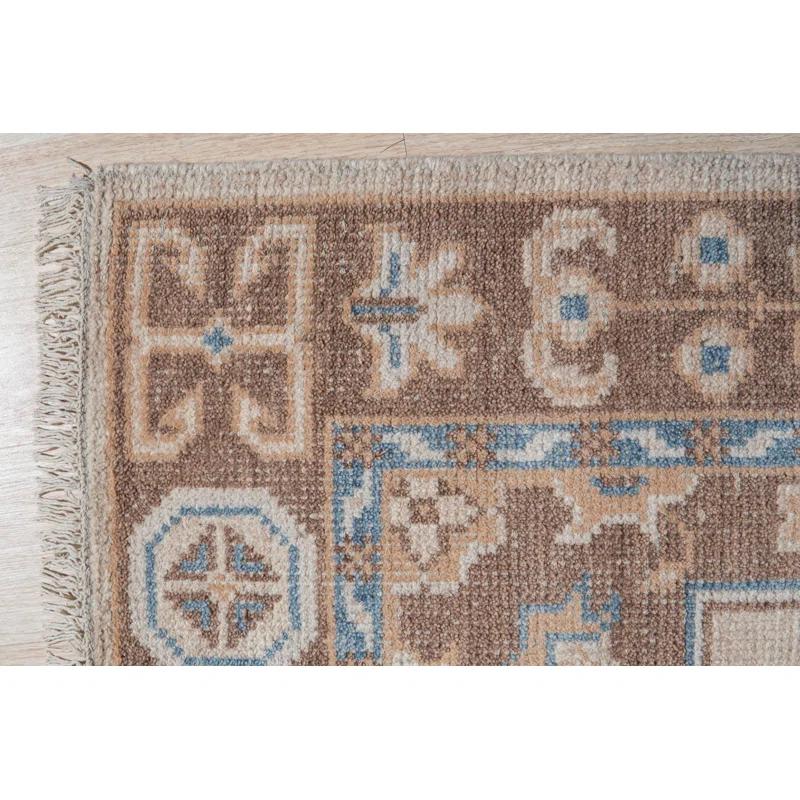 Bungalow Rose Exquisite Kiran Hand Knotted Wool Rug