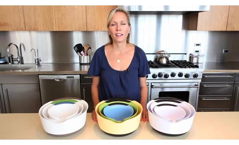 OXO Good Grips 3 Piece Nesting Mixing Bowl Set with Red, Green, and Blue Handles