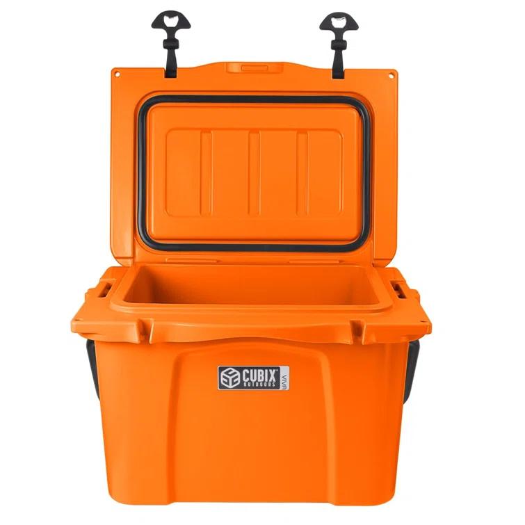 Cubix Outdoors Cubix Outdoors 25 Quarts Ice Chest