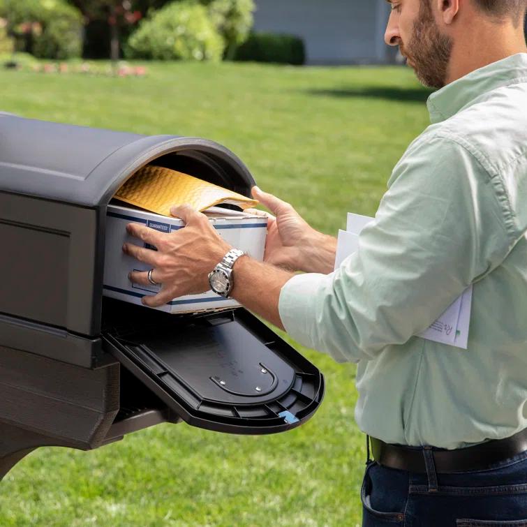 Step2 Step2 Lakewood Extra Large Post Mounted Mailbox