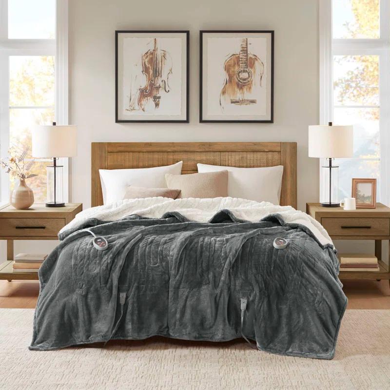 Woolrich Woolrich Heated Plush to Berber Grey Blanket Full