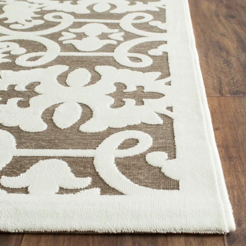 Safavieh Alice Performance Damask Rug
