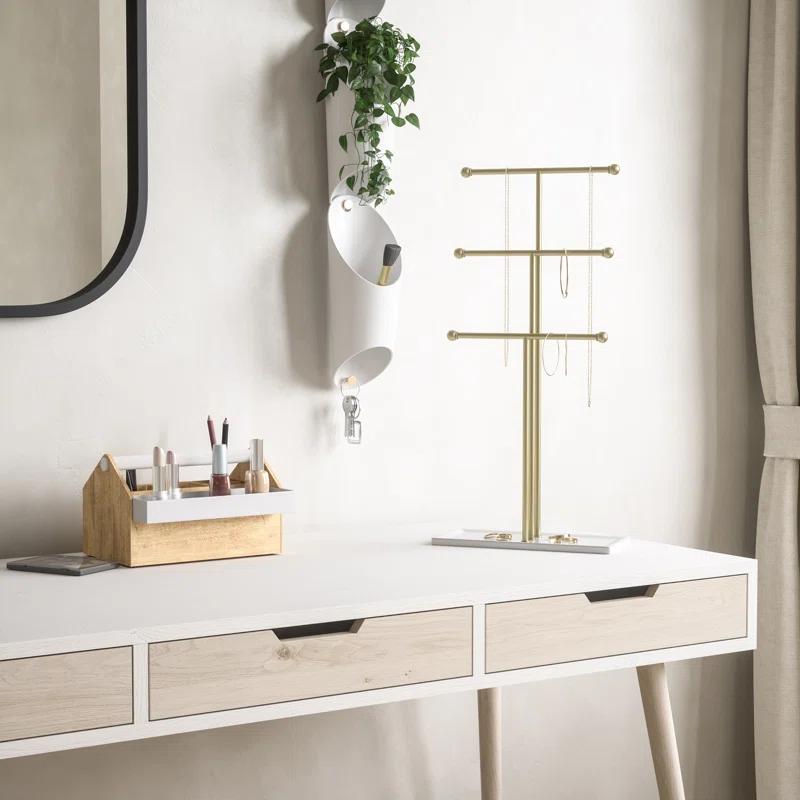 Trigem Jewelry Stand