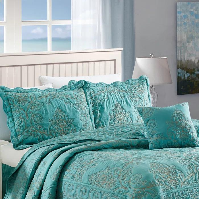 Home Soft Things 4 Piece Damask Embroidery Bedspread Set