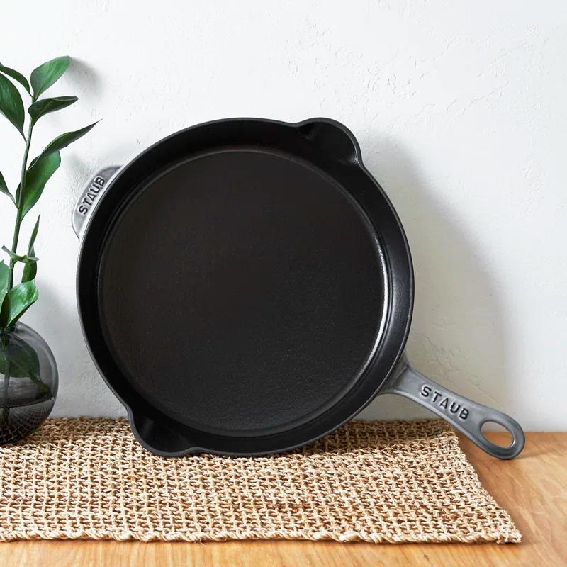 Staub Staub Cast Iron Traditional Skillet