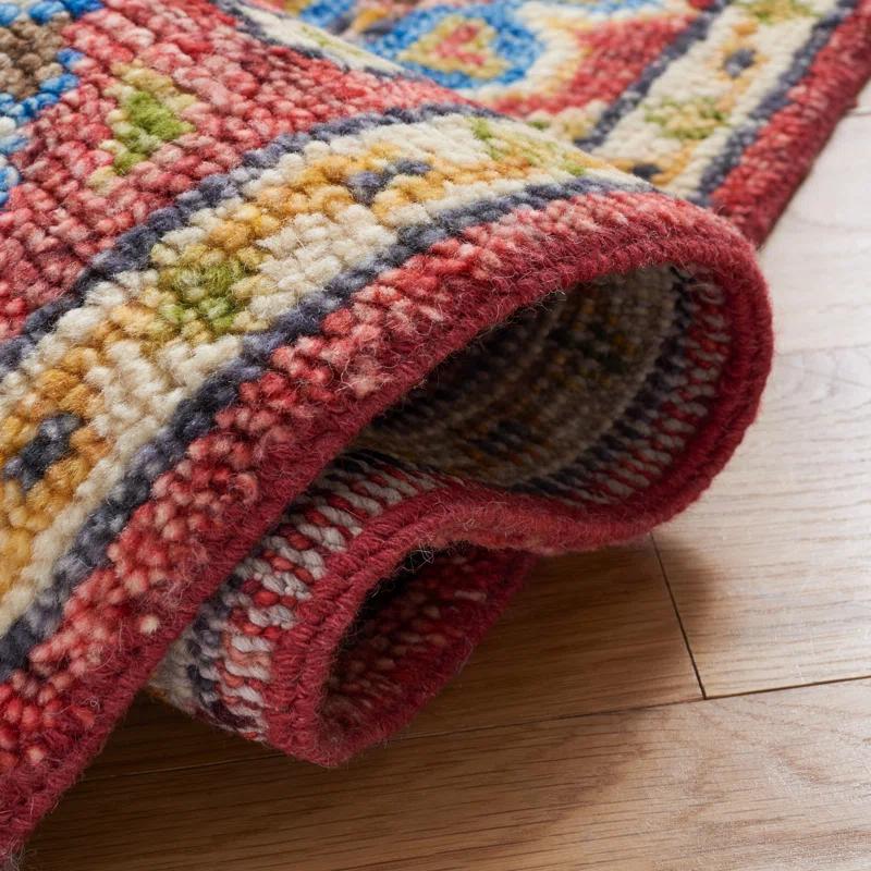 Safavieh Samarkand Hand Knotted 70% Wool And 30% Cotton Southwestern Rug