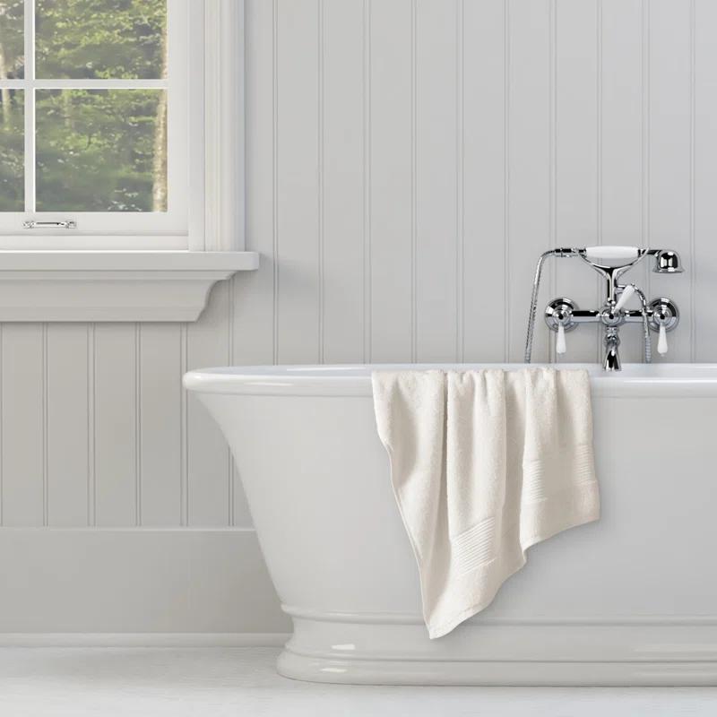 Five Queens Court Soma Hand Towel Set