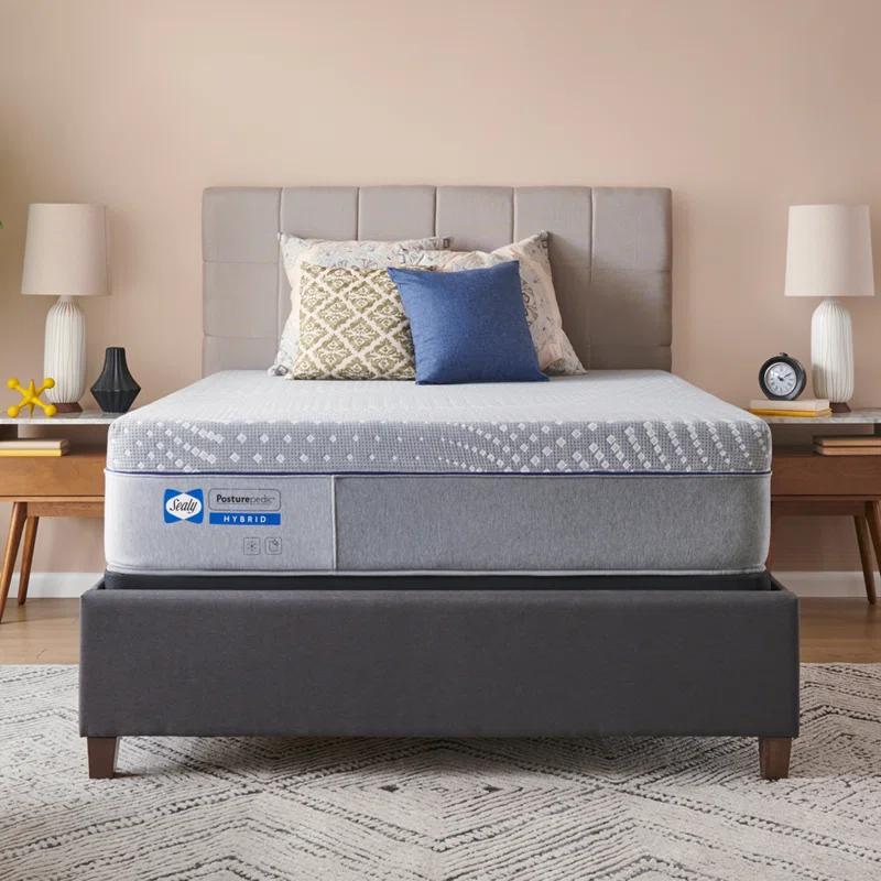Sealy Posturepedic® Melba Hybrid Mattress Level 3 (12"h)