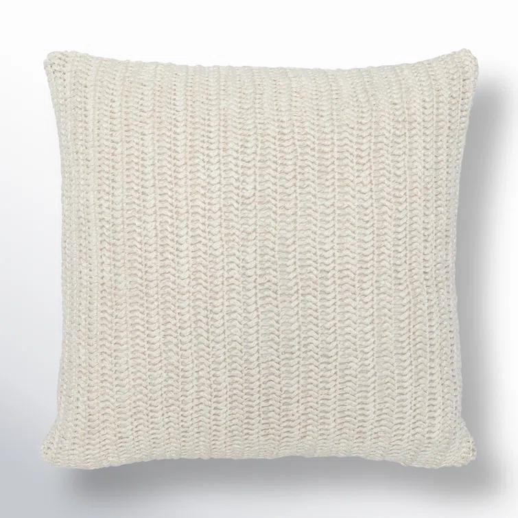 Nadida Pillow - Ivory / 22" x 22"
