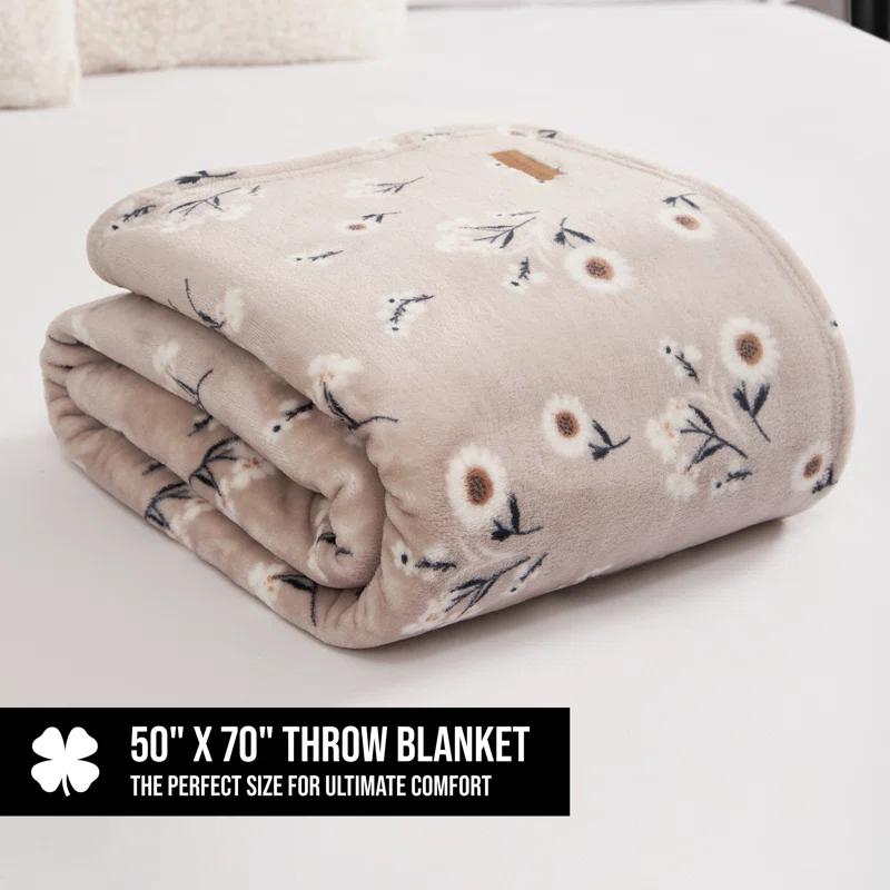 Lucky Brand Lucky Brand Daisy Blankets