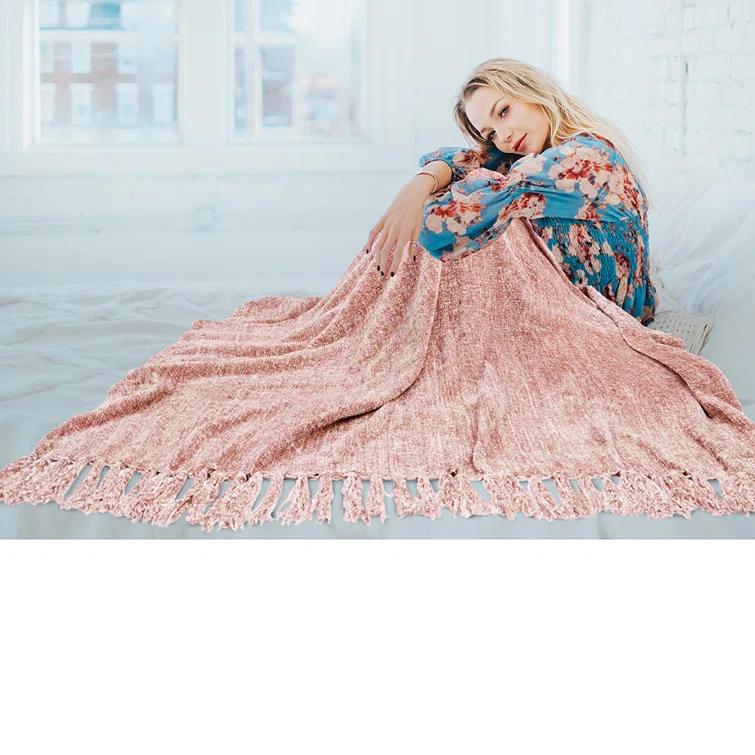 Pavilia Throw Blanket