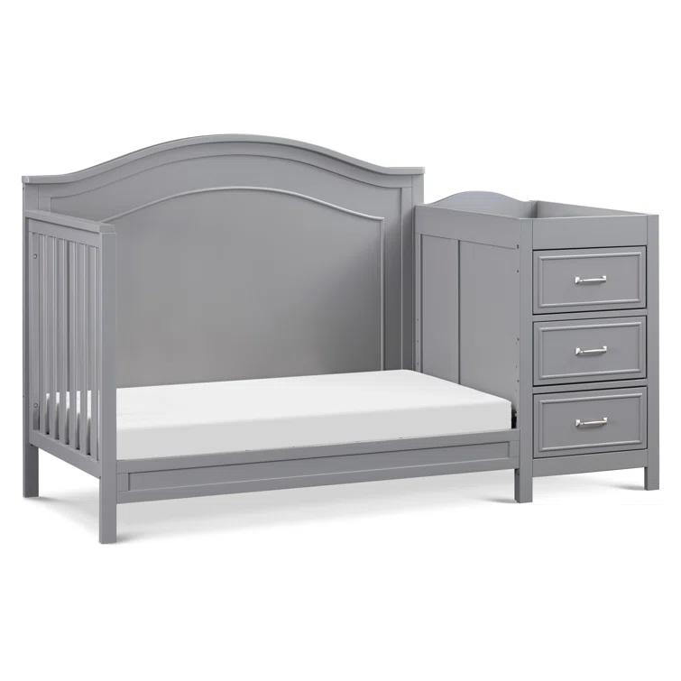 daVinci Charlie 4-in-1 Convertible Crib and Changer with Storage
