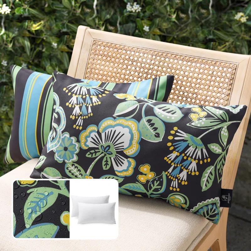 Phantoscope Outdoor Floral Colleciton Indoor/Outdoor Reversible Throw Pillow (Set of 2)