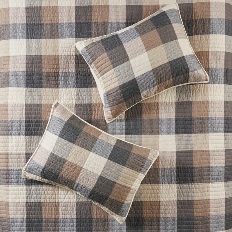 Madison Park Ridge 6 Piece Printed Herringbone Quilt Set with Throw Pillows