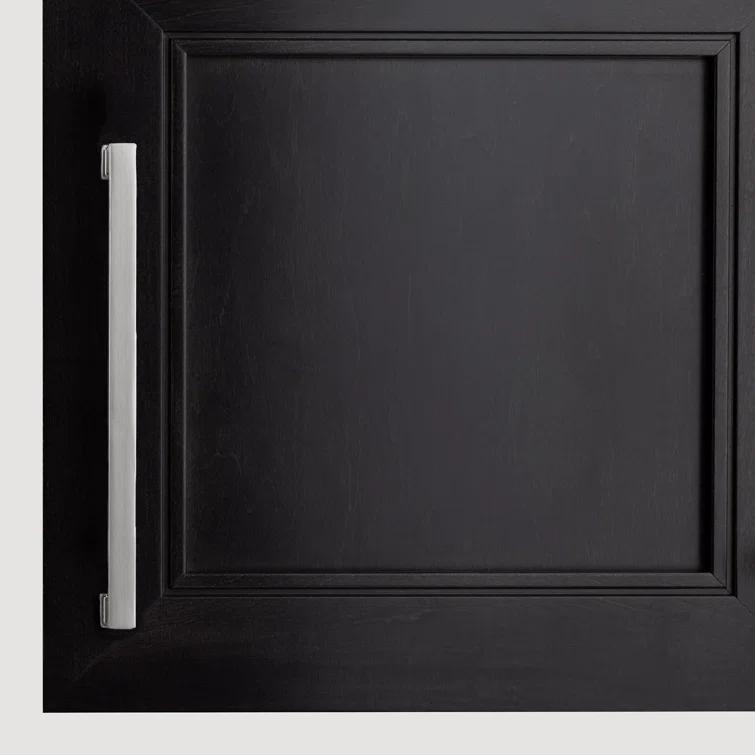 Sumner Street Home Hardware Chelsey 8" Satin Nickel Bar Pull