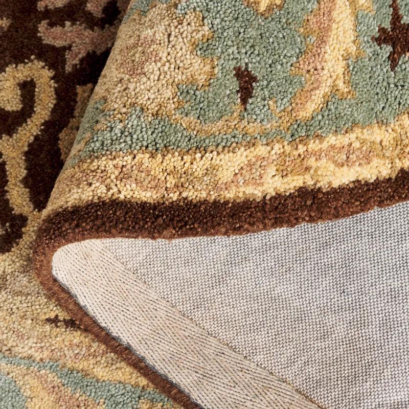 Safavieh Hand Tufted Wool Oriental Rug