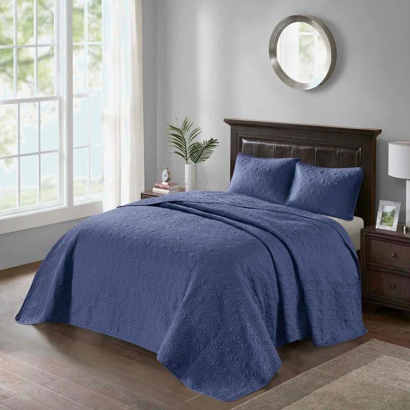 Quebec Reversible Bedspread Set