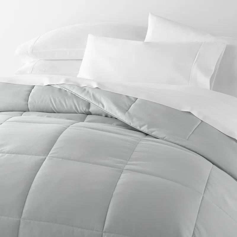 Becky Cameron Becky Cameron Lightweight All Season Down Alternative Comforter