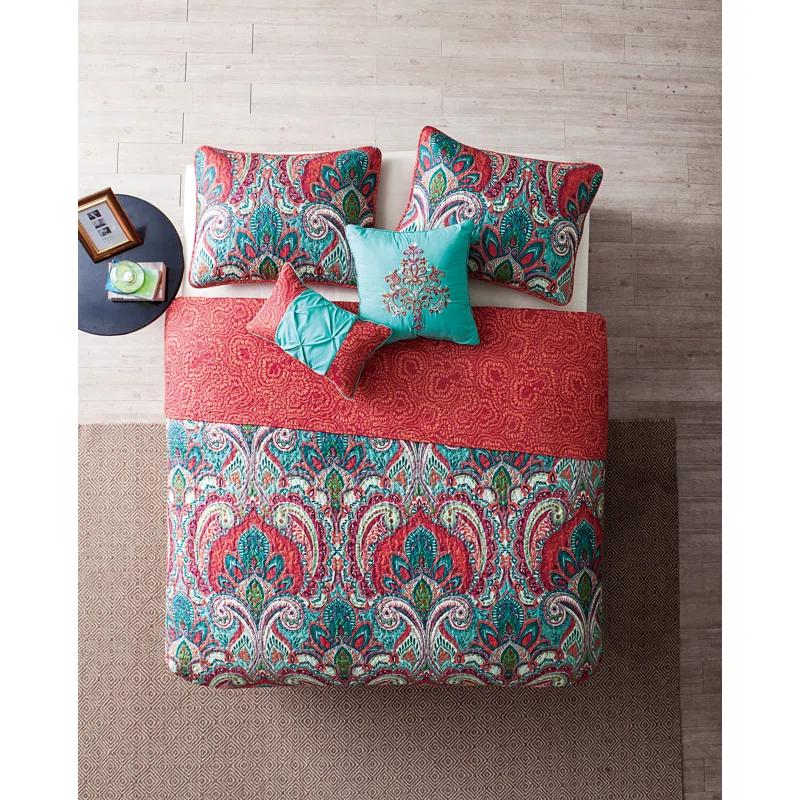 VCNY Casablanca Bohemian Microfiber / Polyester Standard Damask Quilt Set