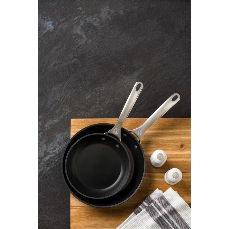 Le Creuset Le Creuset Set of 2 Salt and Pepper Mills