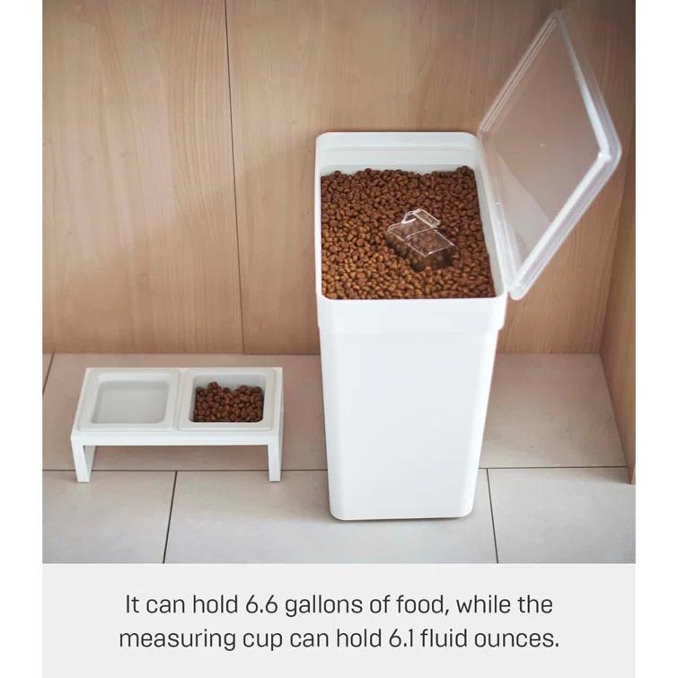 Yamazaki Home Airtight Pet Food Extra Large Storage Container With Transparent Lid, 6.6 gallons