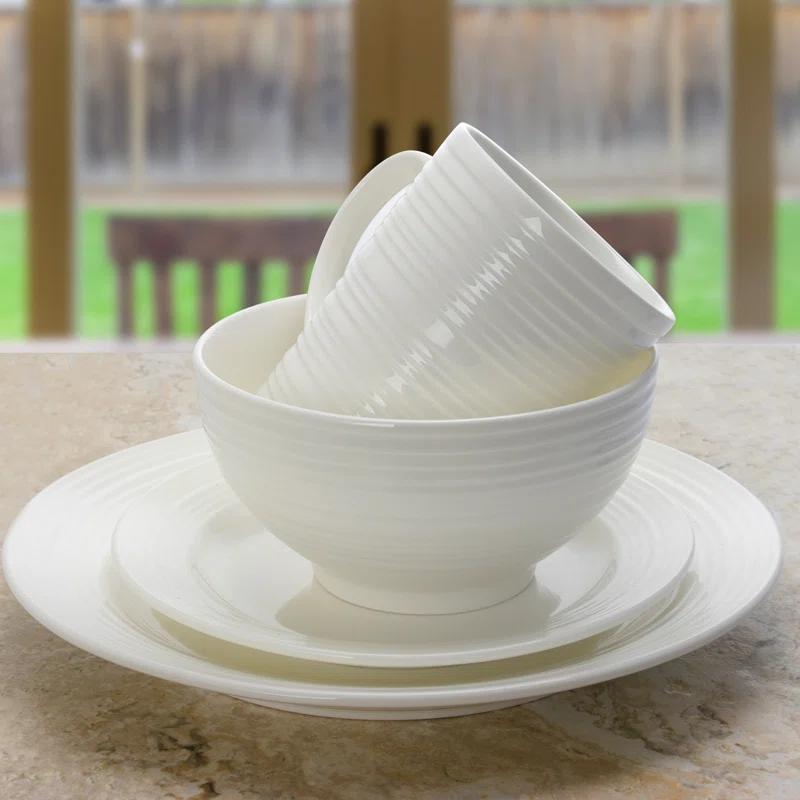 Gibson Amelia Court 16 Piece Dinnerware Set, Service for 4