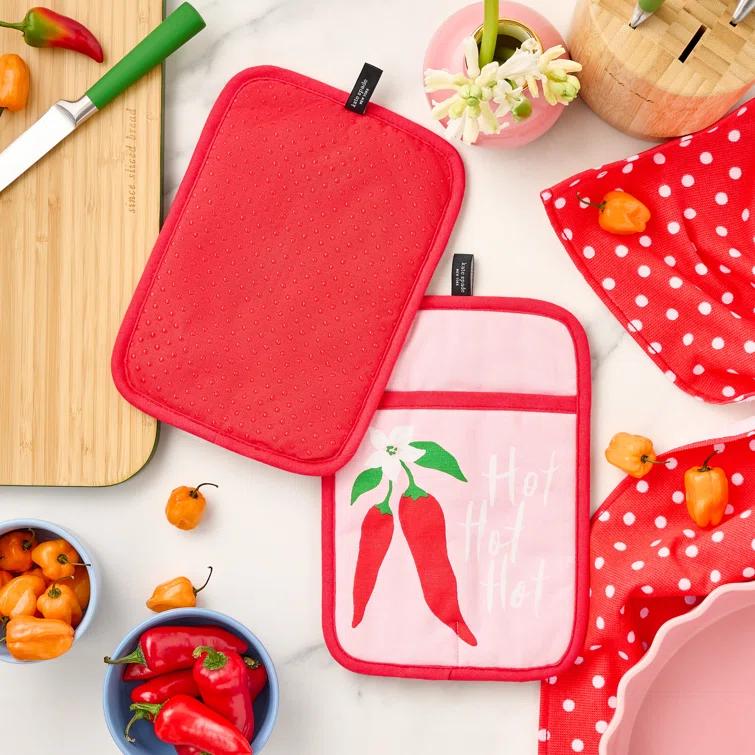 kate spade new york KATE SPADE NEW YORK Hot Hot Hot Peppers Pot Holder Set, 7"x10", Red (Set of 2)