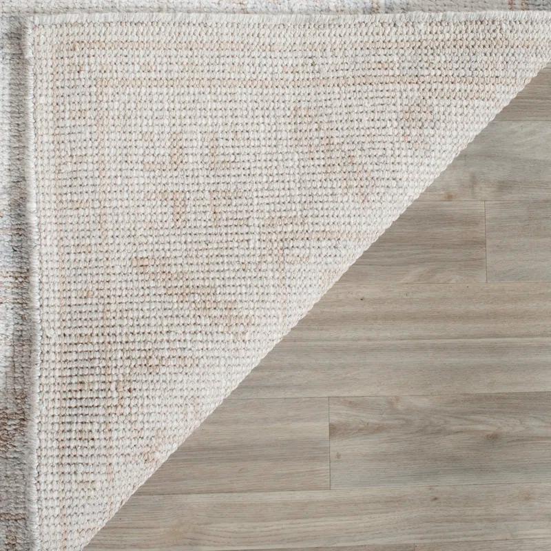 Safavieh Moharaja Hand Knotted Bamboo Silk Oriental Rug