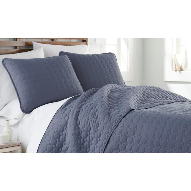 SouthShore Fine Linens Southshore Fine Linens Lightweight Oversized Reversible Quilt Set with shams