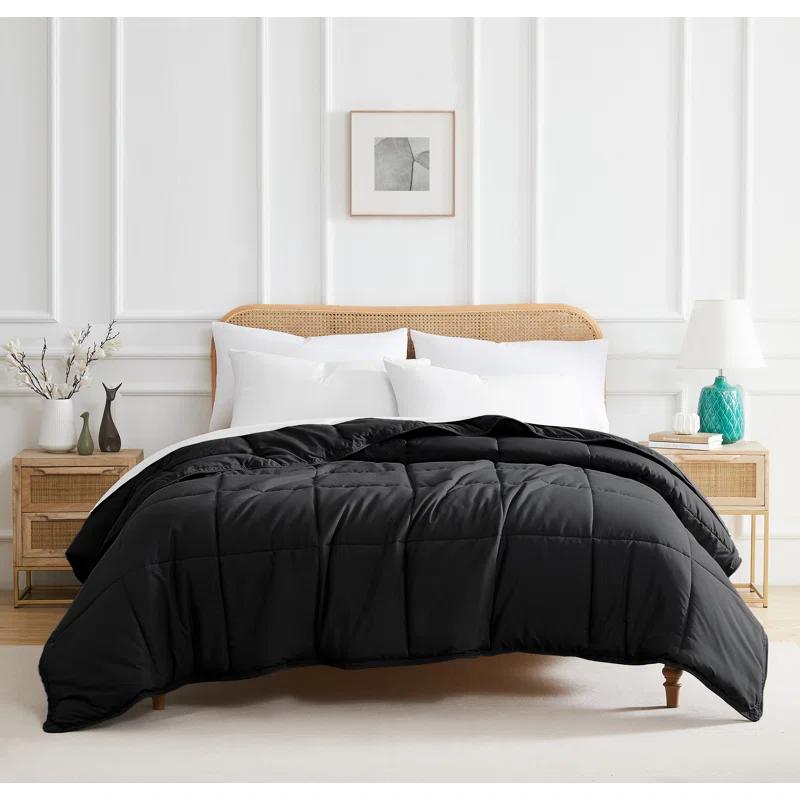 SouthShore Fine Linens Vilano Springs ® Oversized Down Alternative Comforter with piped Edging and corner loops, Easy care