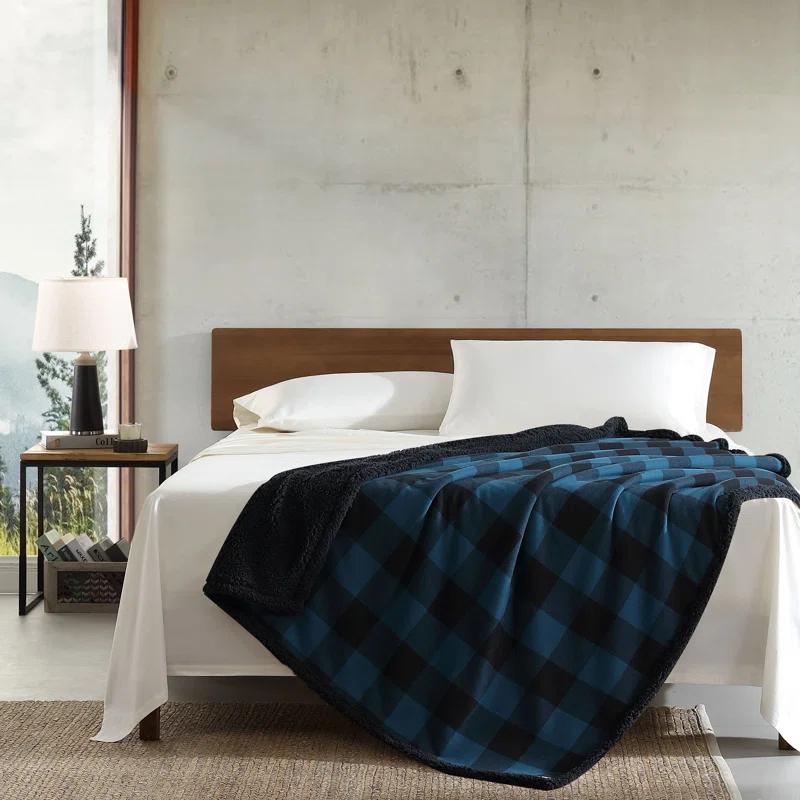 Eddie Bauer Eddie Bauer Cabin Plaid Flannel/Sherpa Throw Blanket