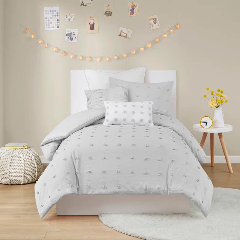 Intelligent Design Brooklyn Cotton Jacquard Duvet Cover Set with Euro Shams and Throw Pillows