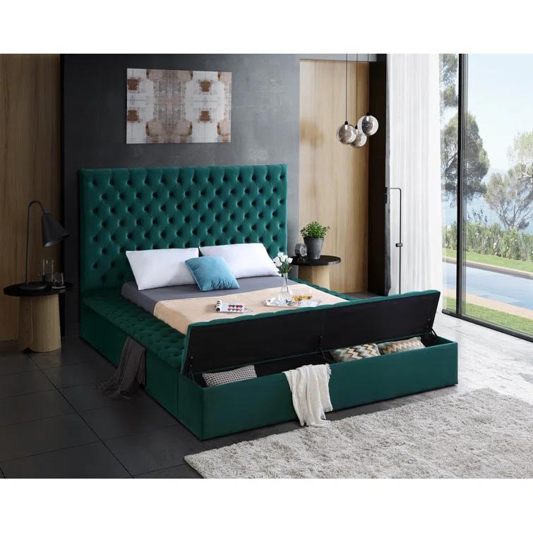 Everly Quinn Johnnay Upholstered Platform Storage Bed