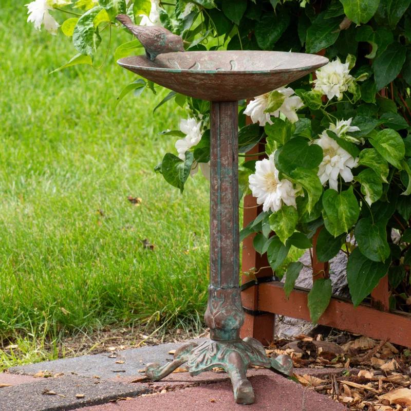SunnyDaze Decor Ivy and Sage Freestanding Cast Aluminum Outdoor Bird Bath - Rustic Patina
