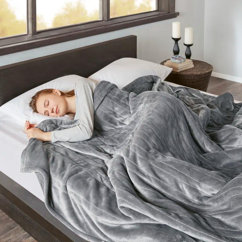 Beautyrest Beautyrest Heated Oversized Microlight to Berber Blanket