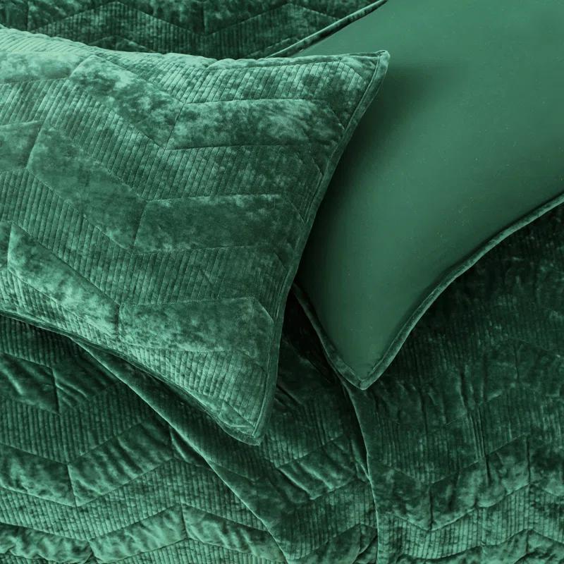 Wonderful Textile Wonderful Velvet & Flannel Quilt Set, Diamond Quilting Lightweight Comforter with Pillow Shams, Holiday Gift