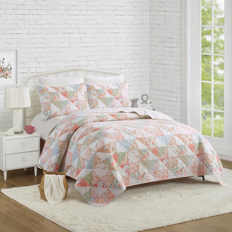Modern Heirloom Coventry Floral Patchwork Printed Quilt Set