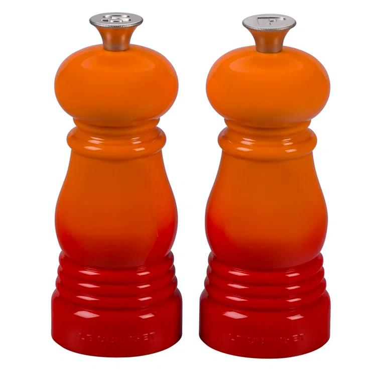 Le Creuset Le Creuset Set of 2 Salt and Pepper Mills