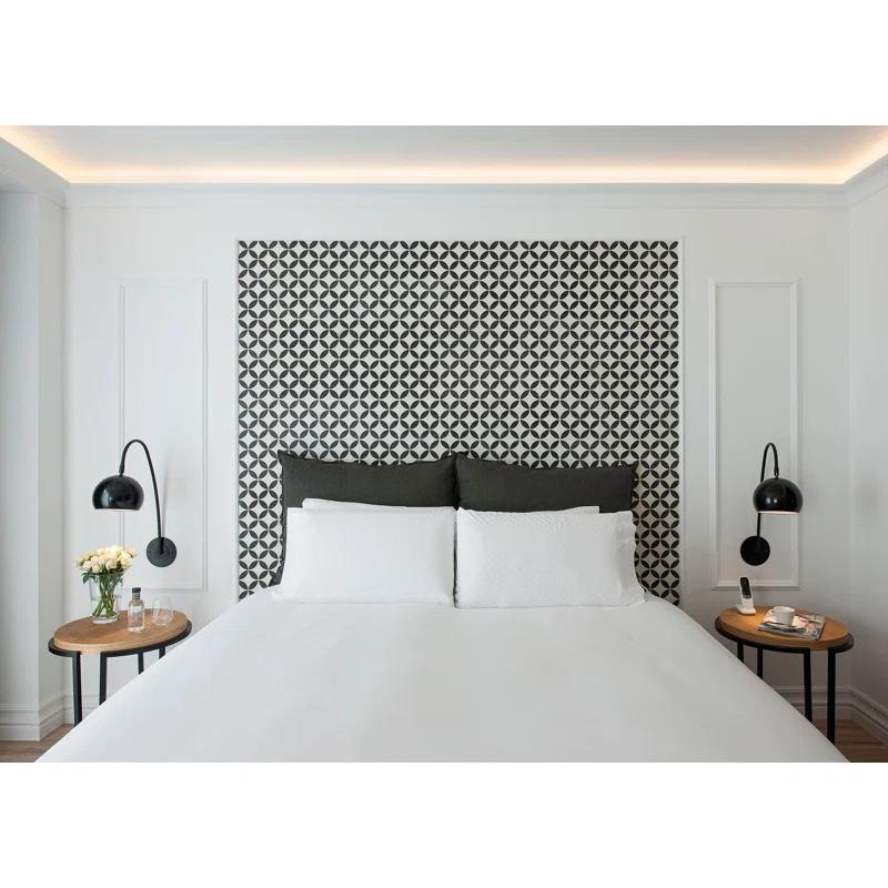 Orac Decor 1.1875'' H x 78'' W x 0.38'' D Plastic Chair Rail