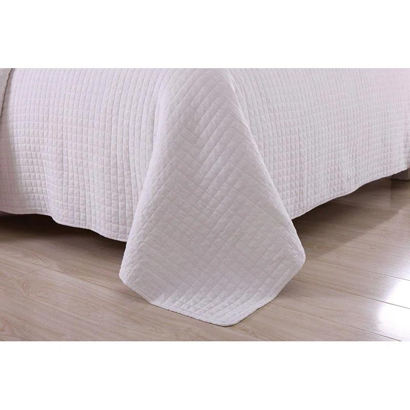 MarCielo WhiteCT Quilt Peony Cotton Geometric Shapes Quilt Set