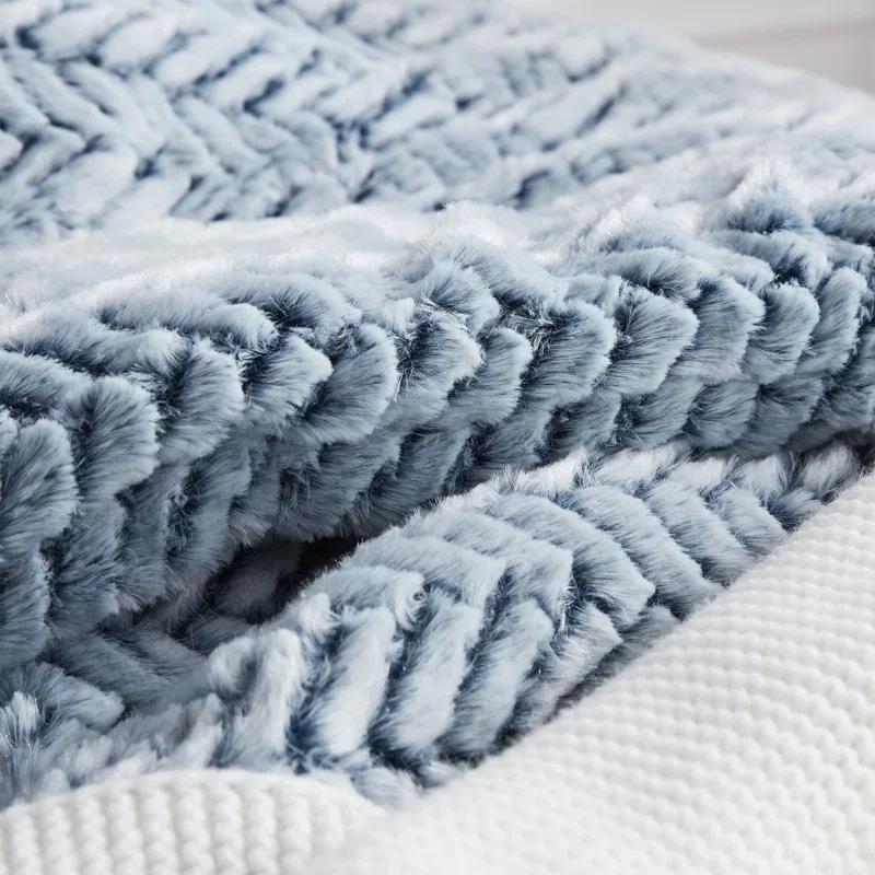 Coma Inducer Peak Of Cozy Baffle Box Stitch Chevron / Zig Zag Comforter Set