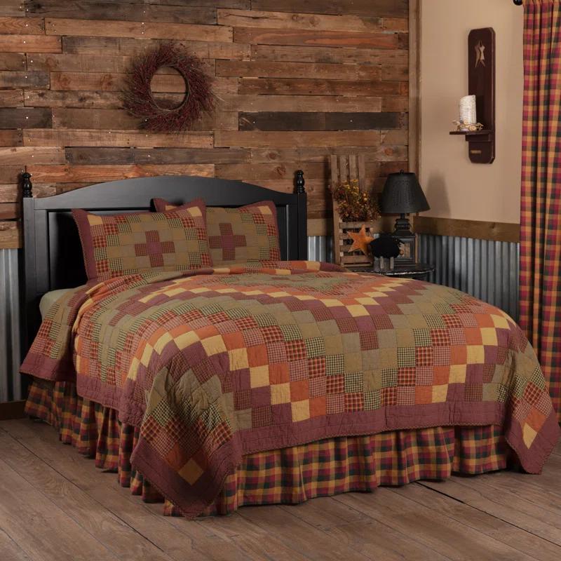 VHC Brands Heritage Farms American Traditional Cotton Patchwork Quilt Set
