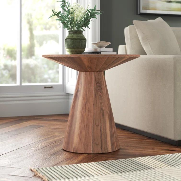 Warner Round End Table (23.5")