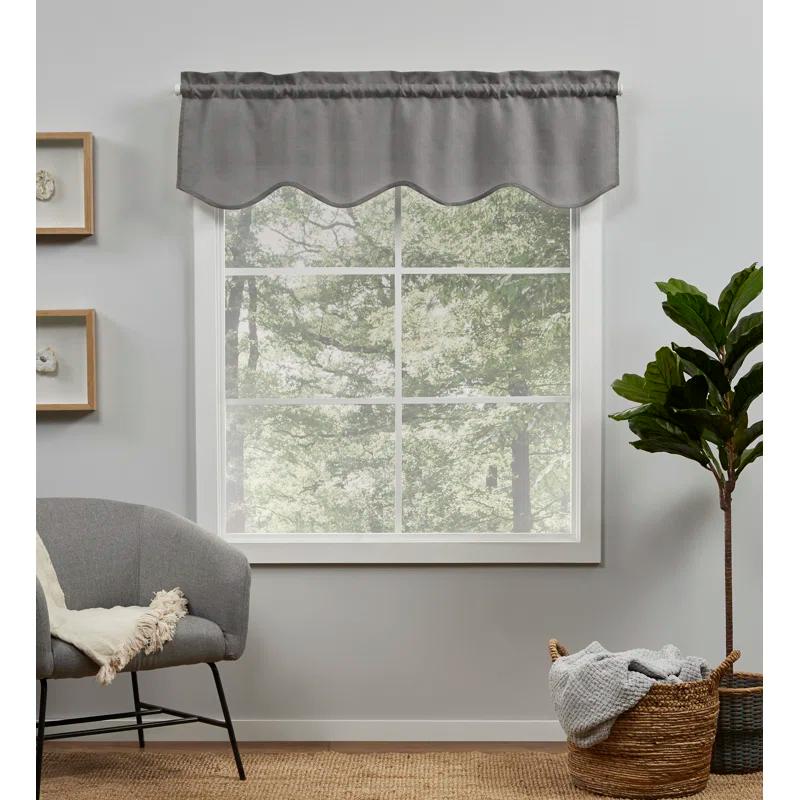 Amalgamated Textiles Exclusive Home Loha Light Filtering Rod Pocket Scalloped Valance