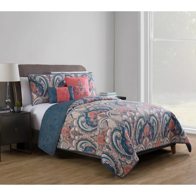 VCNY Casablanca Bohemian Microfiber / Polyester Standard Damask Quilt Set