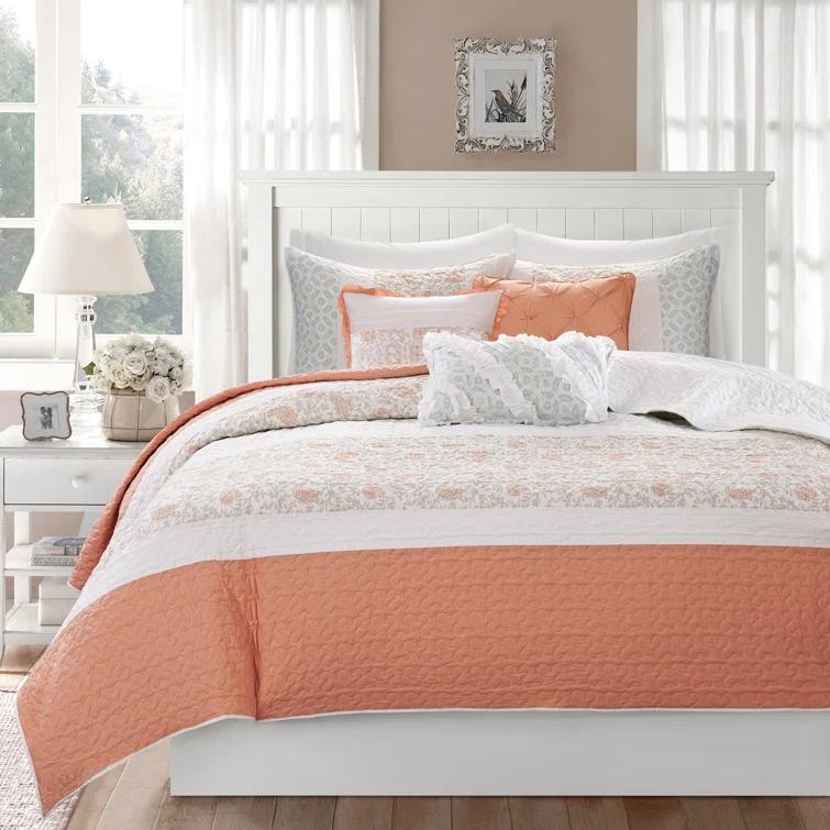 Madison Park Dawn 6 Piece Cotton Percale Quilt Set with Throw Pillows