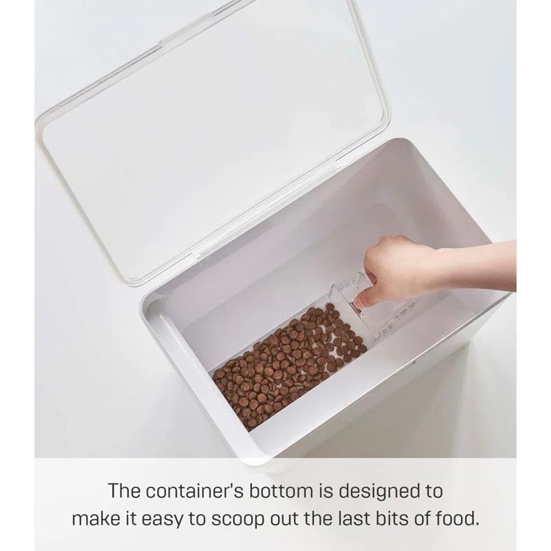 Yamazaki Home Airtight Pet Food Medium Storage Container With Transparent Lid, 1.6 gallons