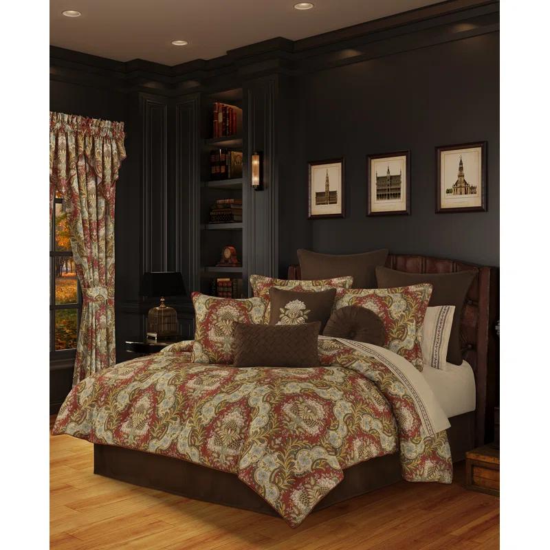 Five Queens Court Sacramento Comforter Set